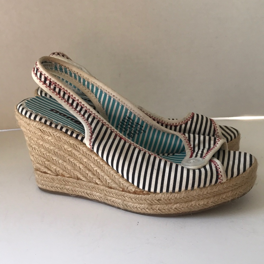 Bongo wadges Sz 6.5
